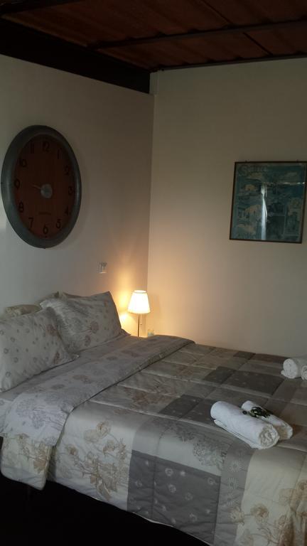 Bed & Breakfast Il Casaletto 蒂沃利泰尔梅 外观 照片